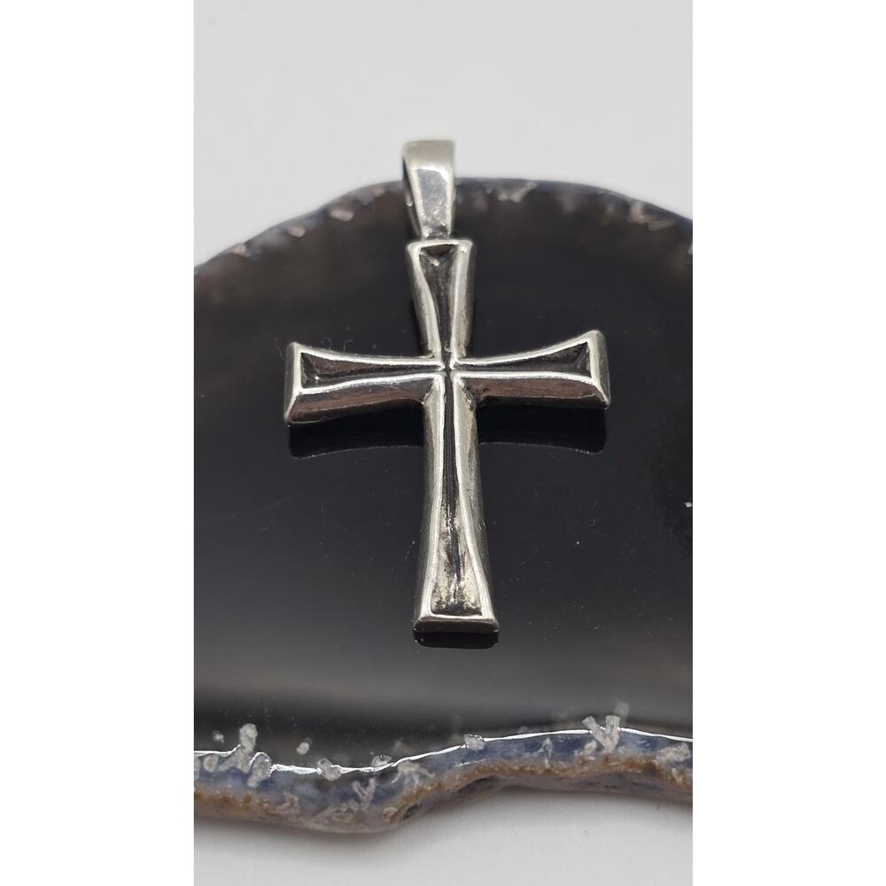 Vintage Sterling Silver Cross Pendant – Classic Christian Faith Jewelry, 925.